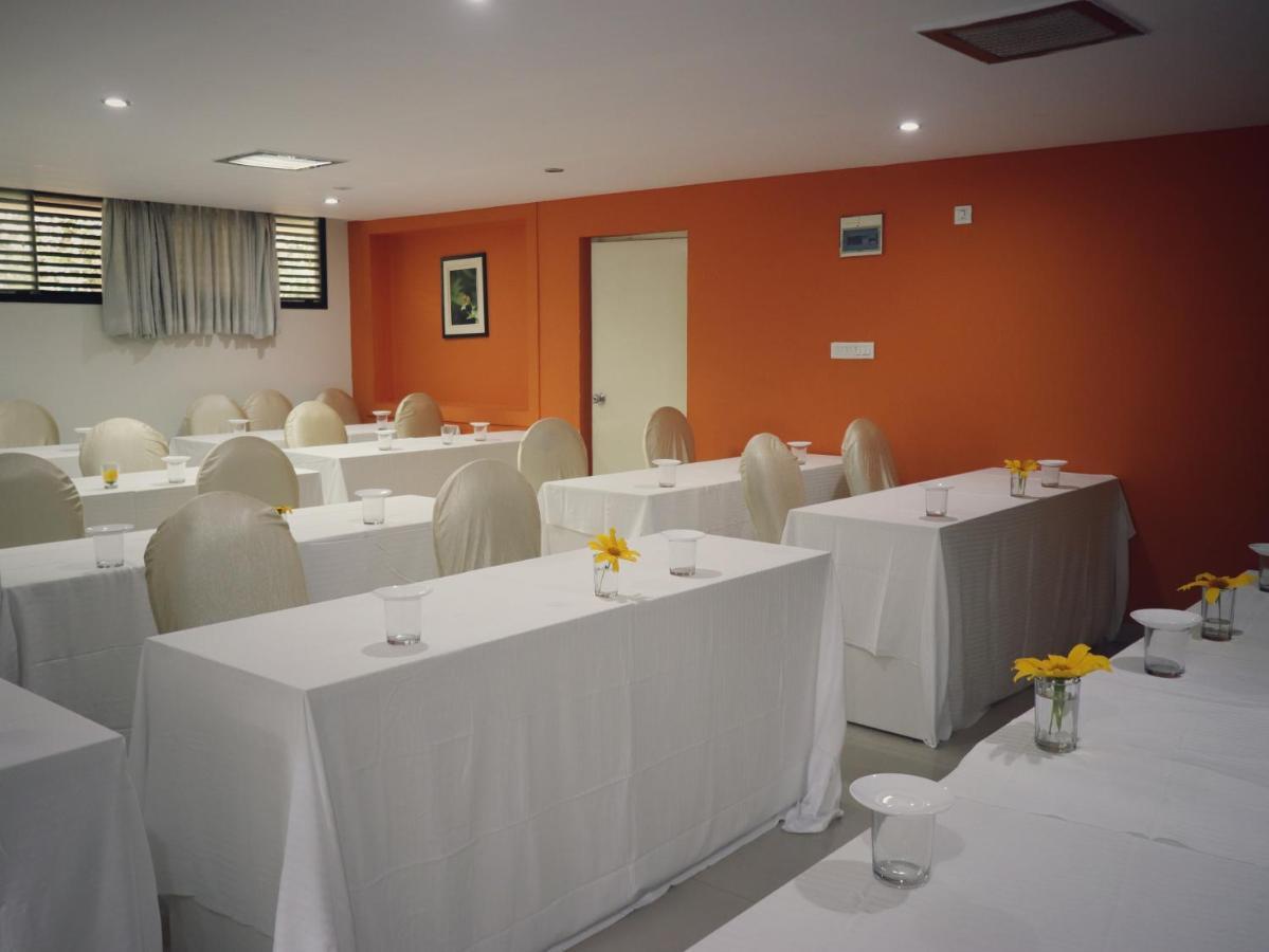 The Green Path Eco Hotel 班加罗尔 外观 照片